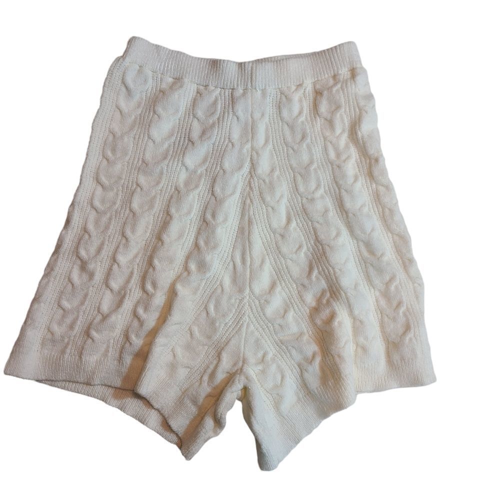Top Shop Ivory Cable Knit Shorts US Size  0-2‎